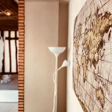 Le La Belle Et La Bete -326 Lejlighed